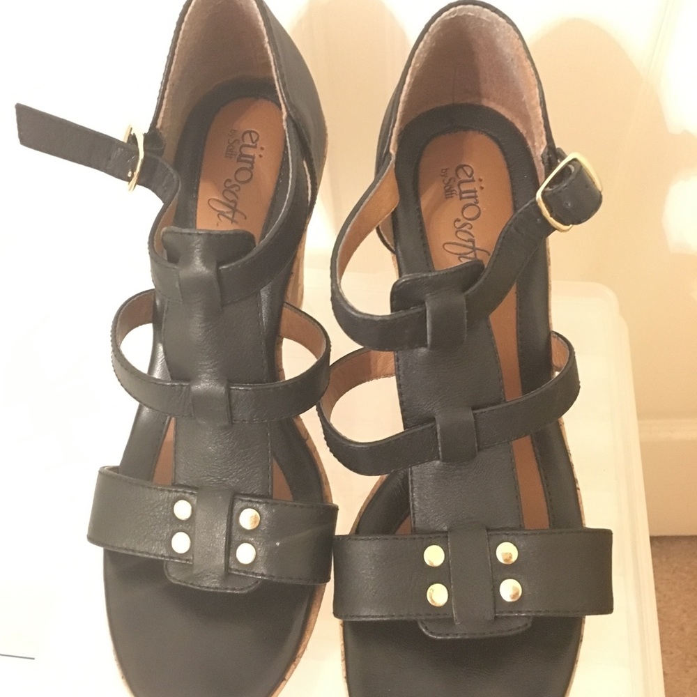 Euro Soft Black Cork Wedges👡
